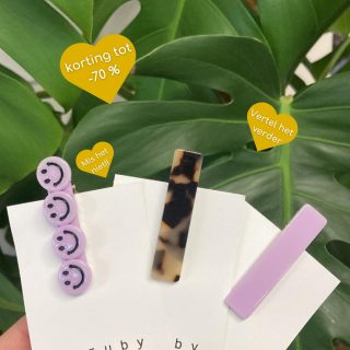 ✨STOCKSALE✨
.
We houden een grote stockverkoop! Héél mooi aanbod aan de leukste prijsjes! Het gaat hier om einde reeksen, laatste stuks of artikelen die ons assortiment gaan verlaten. 
Dit wil je niet missen! 💥
De spelregels:
🛍️ Iedereen welkom!
🛍️ Breng je eigen shopping tas mee.
🛍️ Geen cadeauverpakking van sale items.
🛍️ Giga kortingen!
🛍️ Cadeaubonnen worden niet aanvaard voor de stocksale.
🛍️ Geen omruilingen mogelijk.
See you this weekend! 💥
Jullie kunnen natuurlijk ook onze nieuwe collecties komen shoppen! 😉
.
#hetzaldemoeitezijn #koopjes #seeyouthisweekend